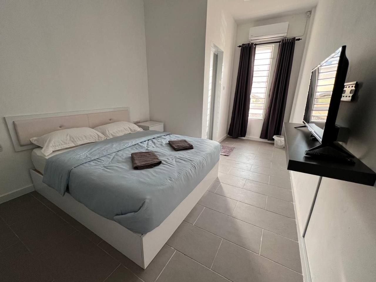 Ij Lodge Мірі Екстер'єр фото